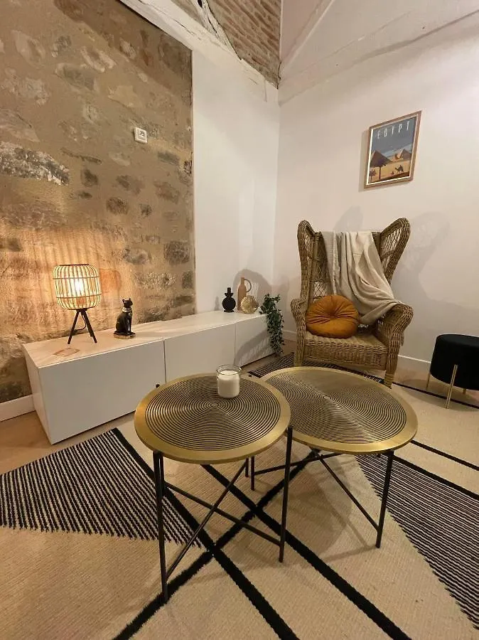 Sous L Oeil D Horus Apartment Figeac